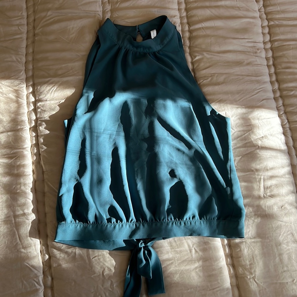 G F Collection chiffon halter teal tank size M